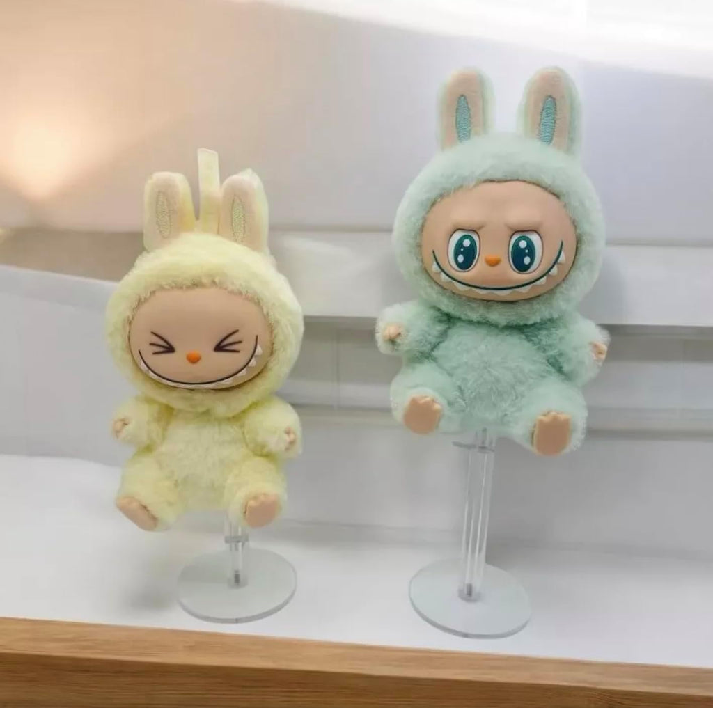 Random blind box labu the monster keychain 17 cm pack of 1. fashion school beg back pack bubu